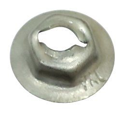 Nakrętka emblematu New Holland 84339518
