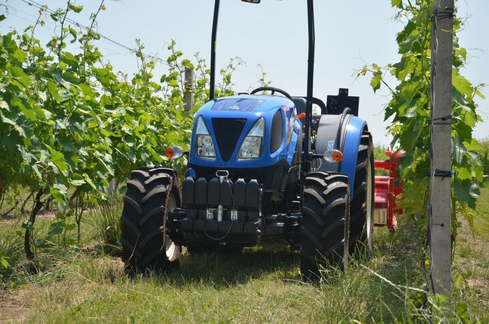 New Holland T4 80F S