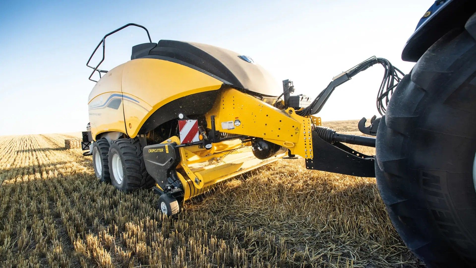 New Holland BigBaler 870 Plus CropCutter