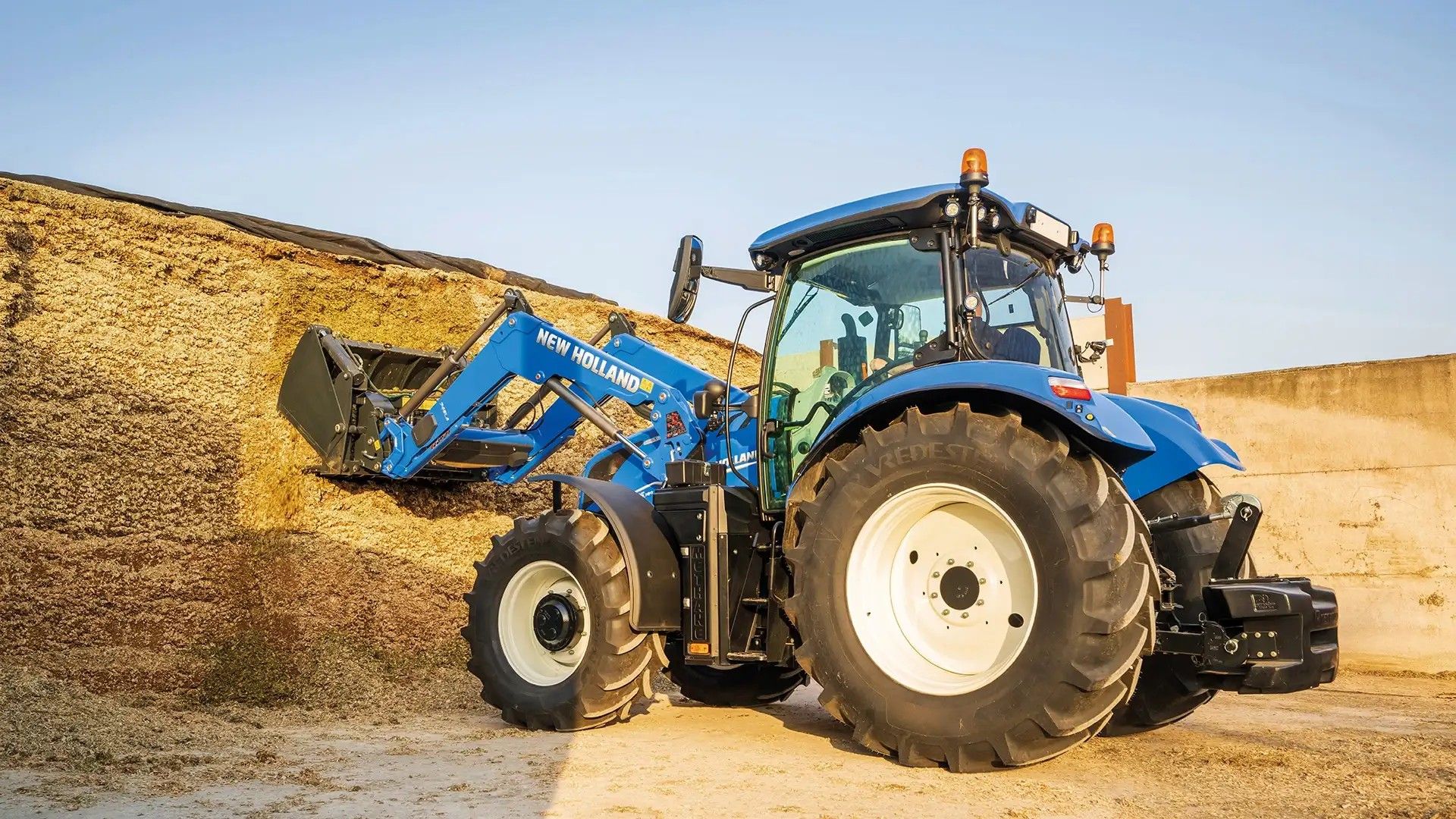 New Holland T6 175 AC
