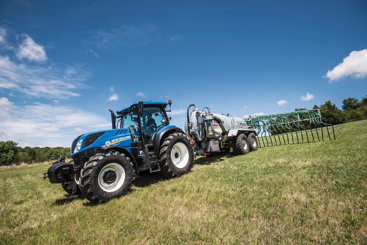 New Holland T7 165 S