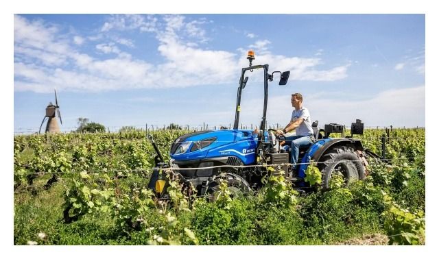 New Holland T4 110F S