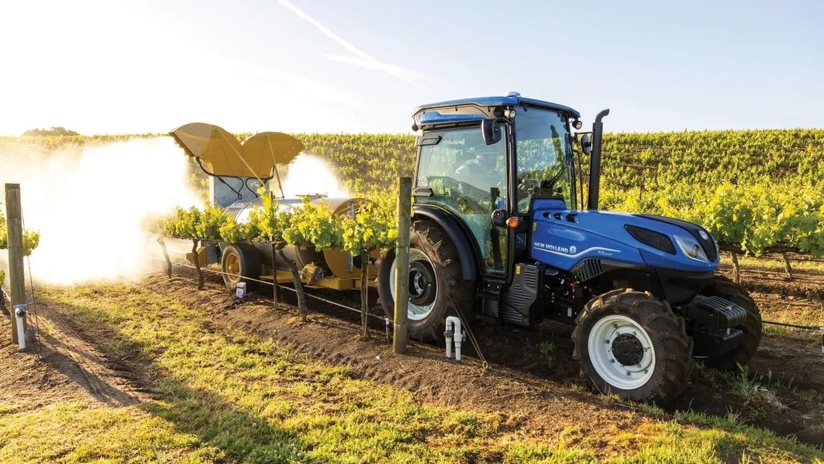 New Holland T4 110V