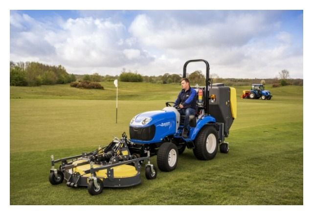 New Holland Boomer 25