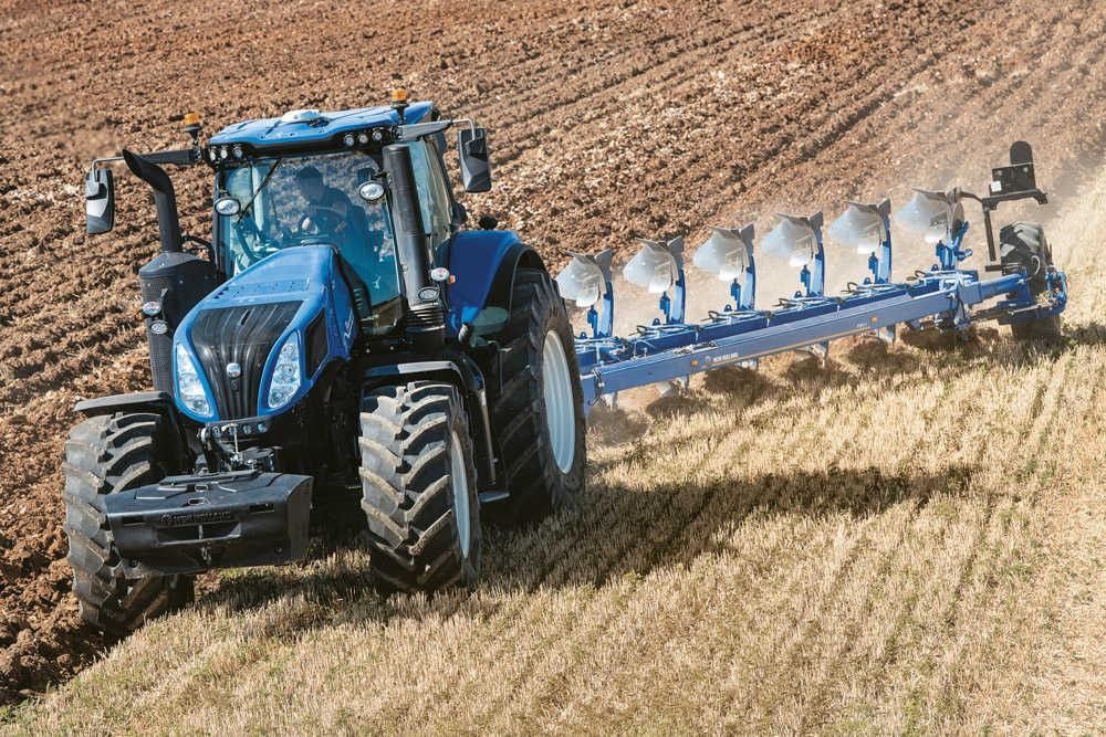 New Holland T8 415 UC