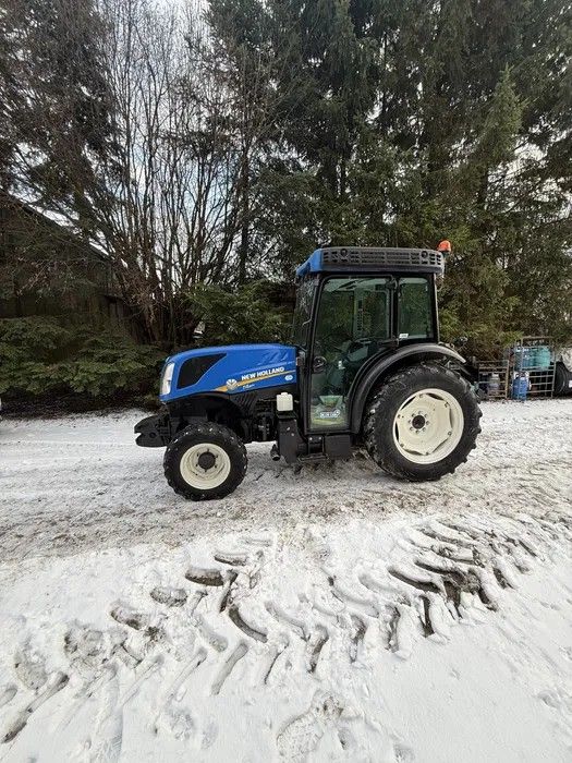 New Holland T4 80V