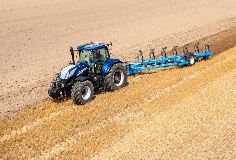 New Holland T7 245