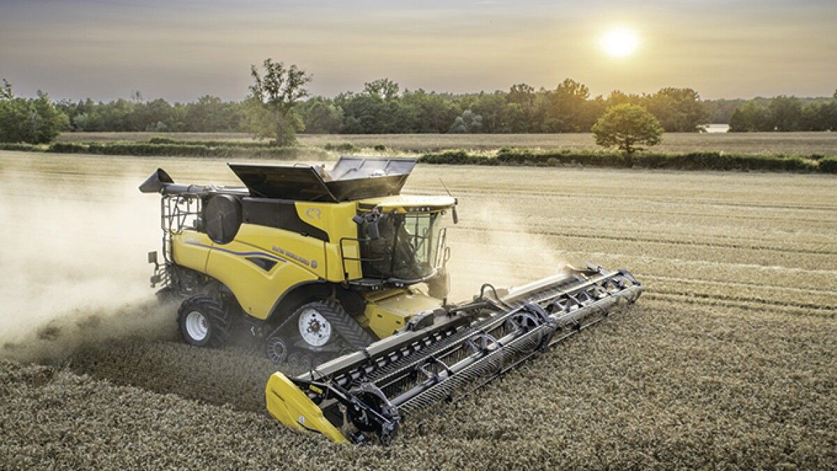 New Holland CR 10