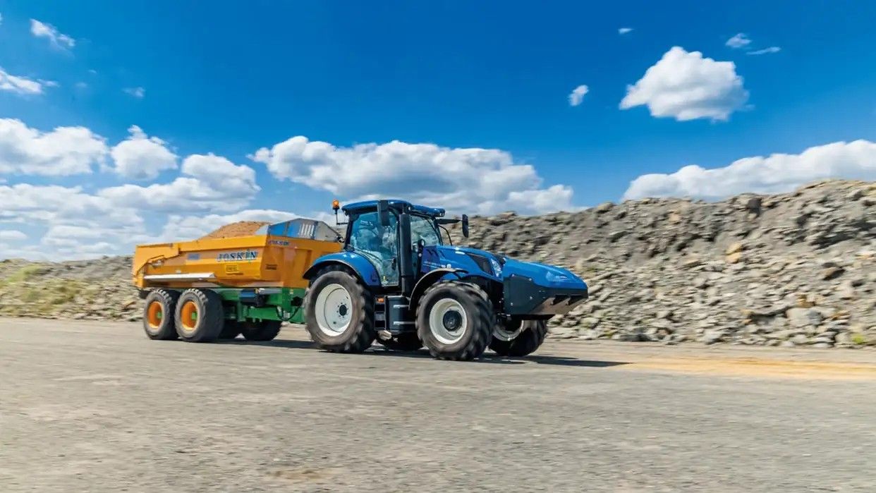 New Holland T6 175 AC
