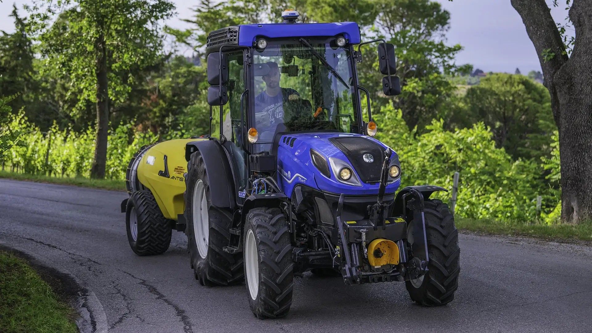New Holland T4 80F S