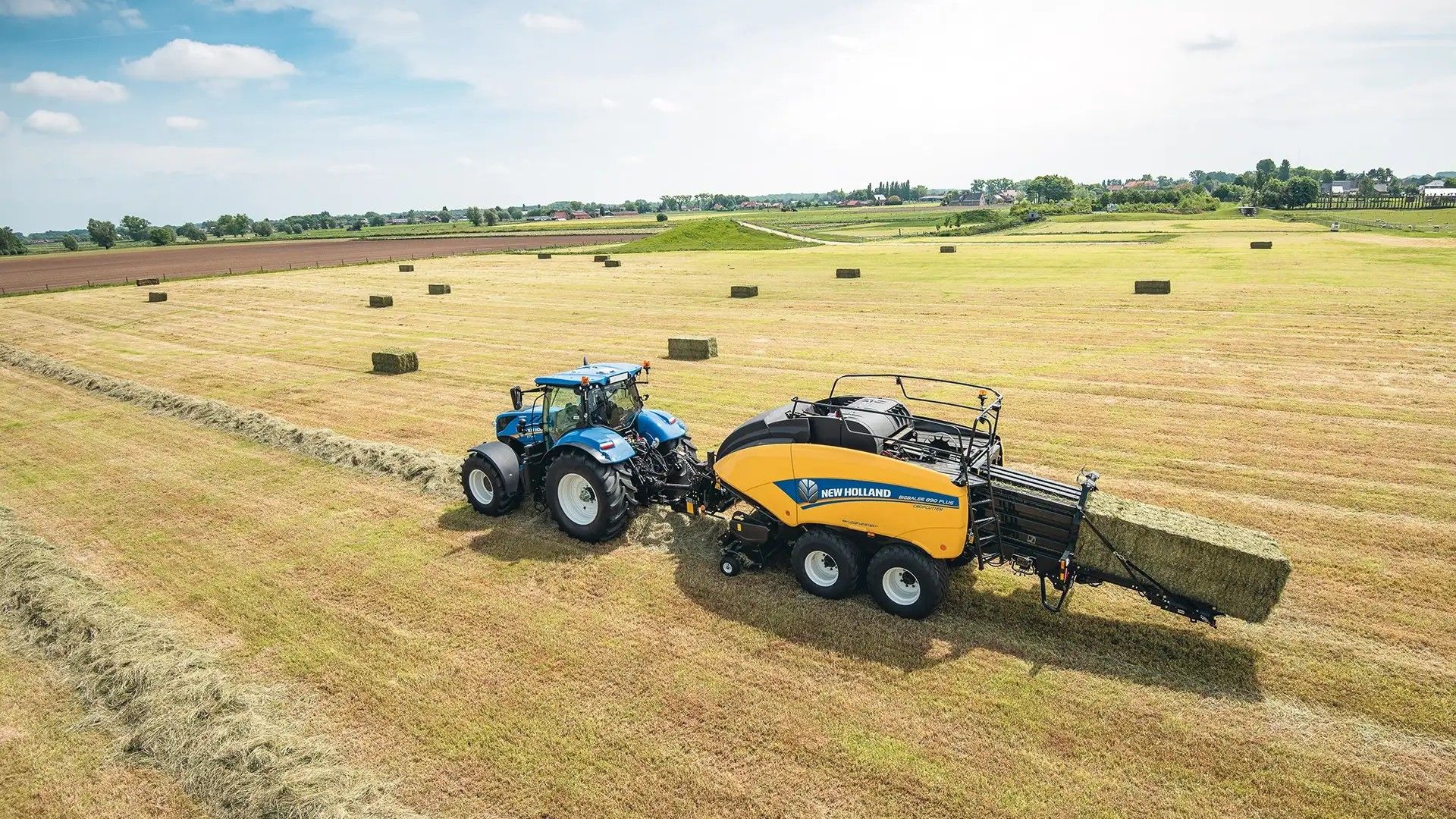 New Holland BigBaler 870 Plus Packer