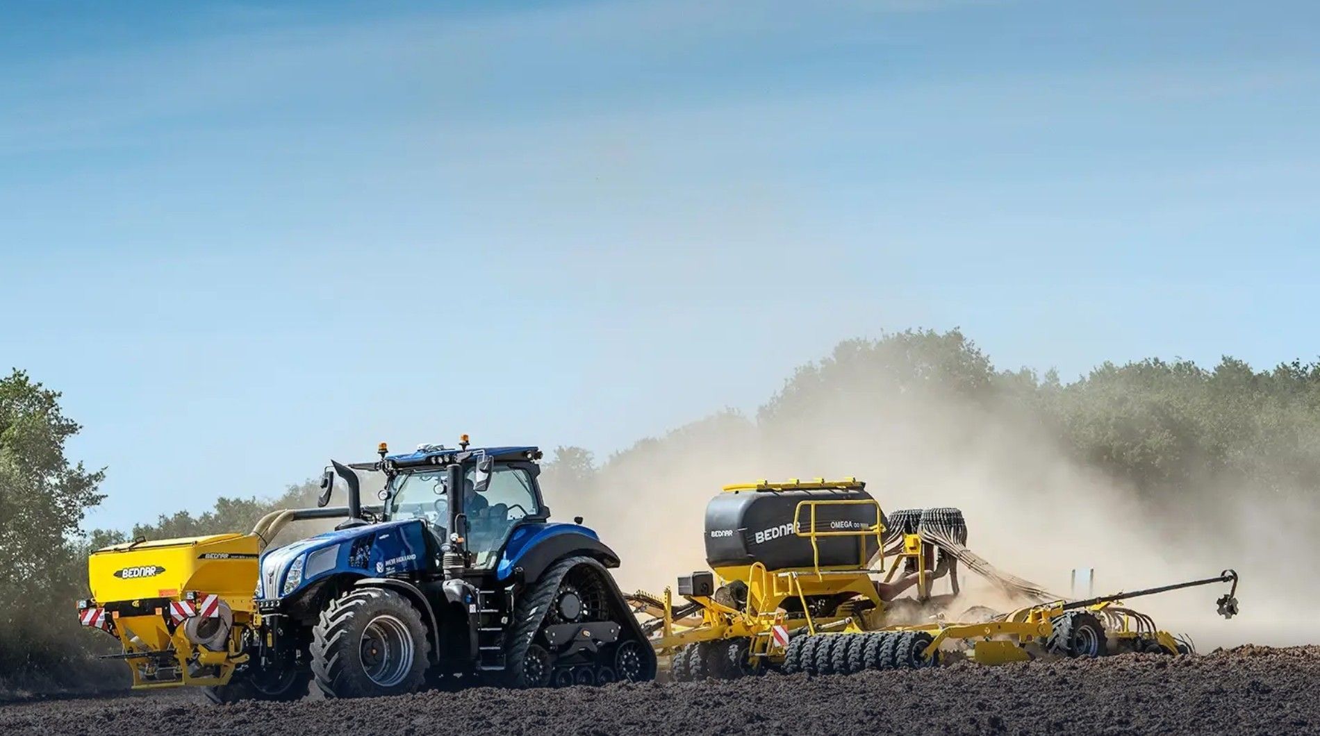 New Holland T8 415 UC